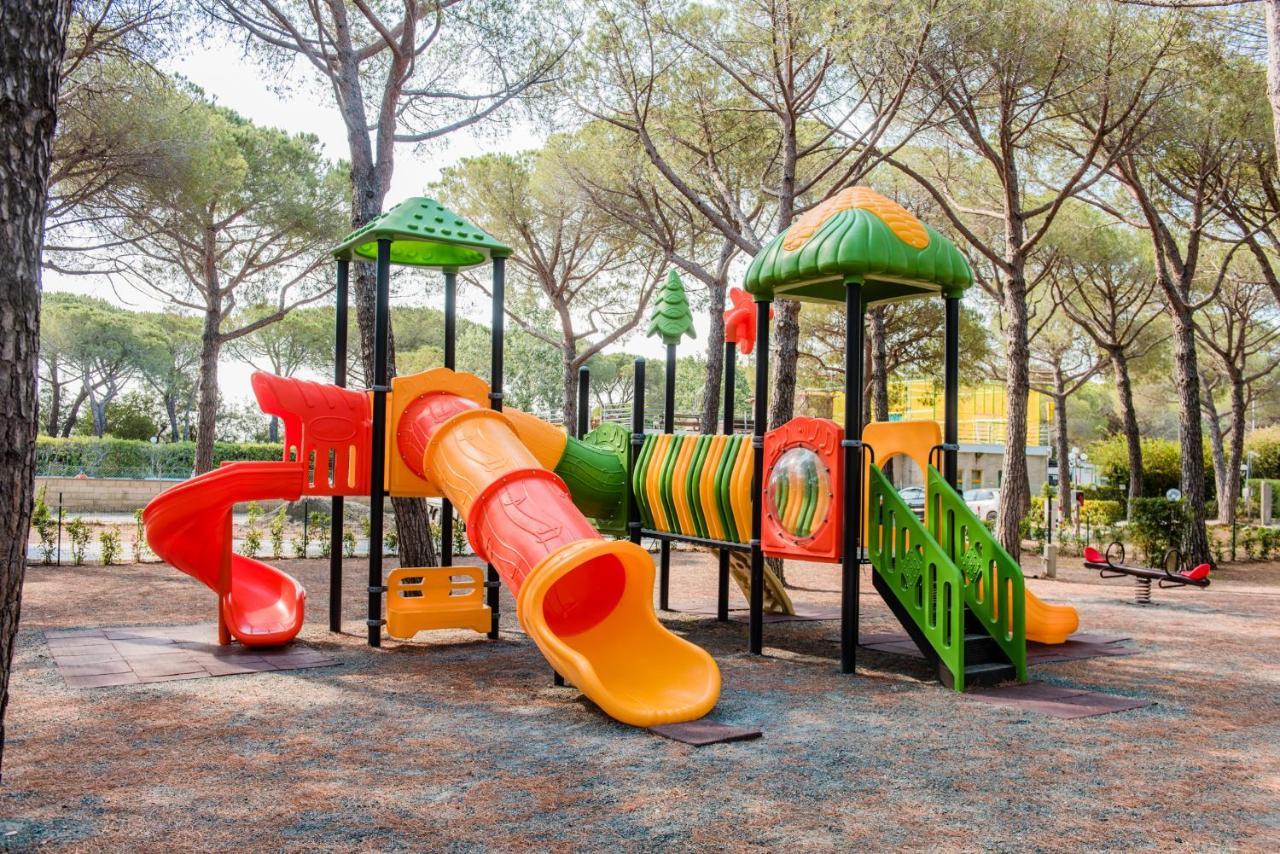 Camping Arcobaleno Marina Di Bibbona Exteriör bild