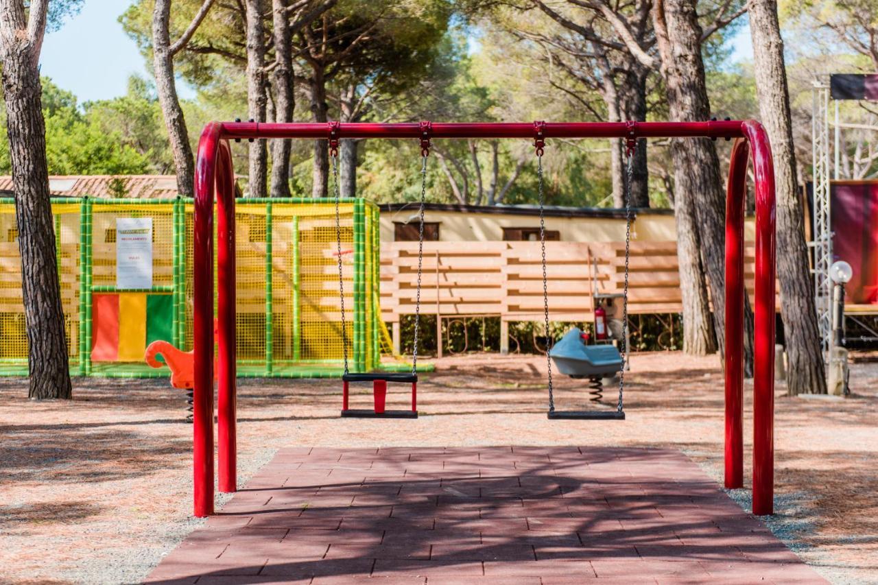 Camping Arcobaleno Marina Di Bibbona Exteriör bild